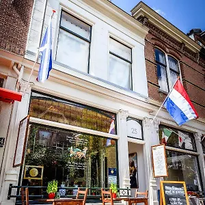 Gasthof De Vliegende Vos Het Geboortehuis Johannes Vermeer, Delft